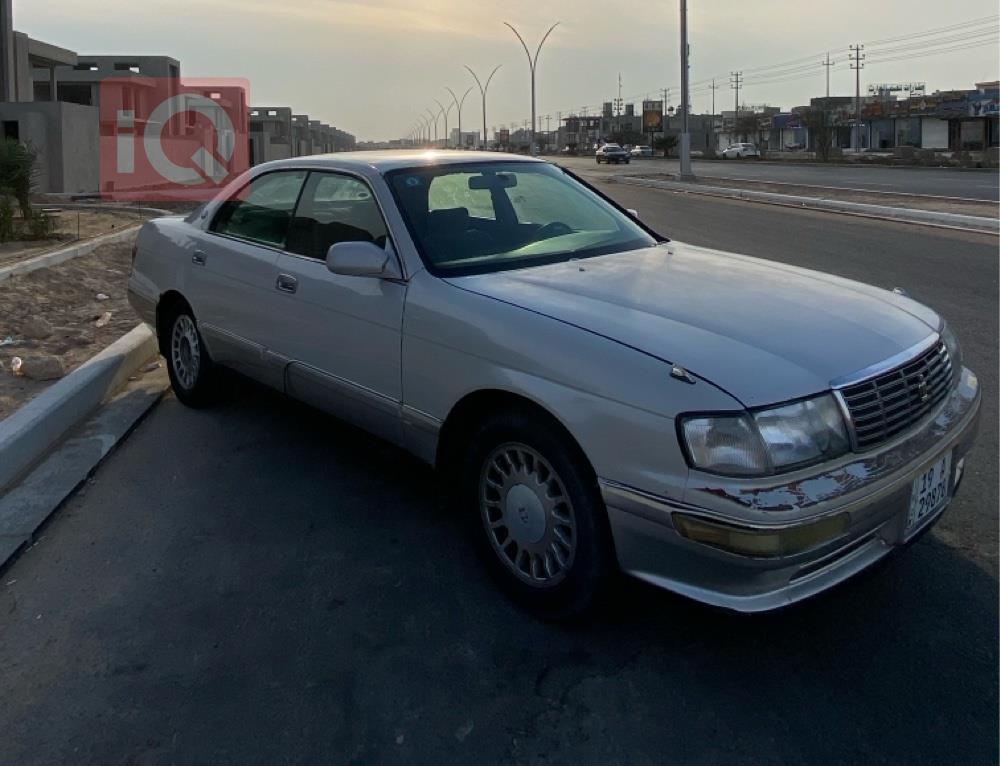 تويوتا كراون